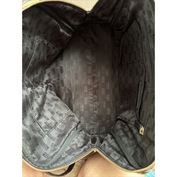 MICHAEL KORS Veronica Convertible Dome Monogram Satchel Designer - Picture 9 of 10